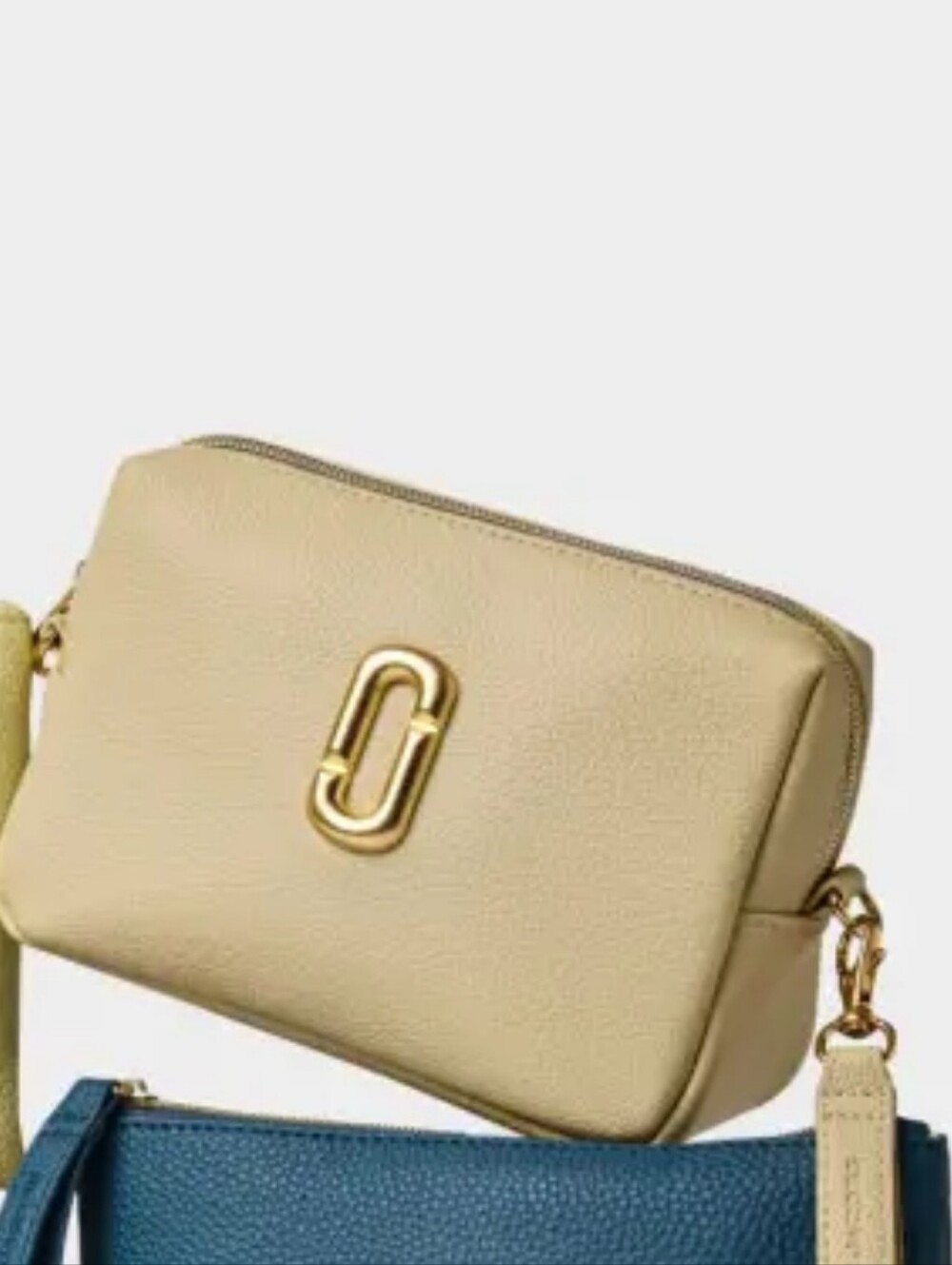 China Airlines x Marc Jacobs amenity bag - brand new